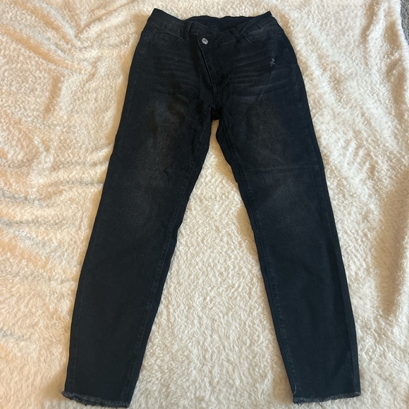 SHEIN Black Skinny Jeans Classic Style - Picture 1 of 2